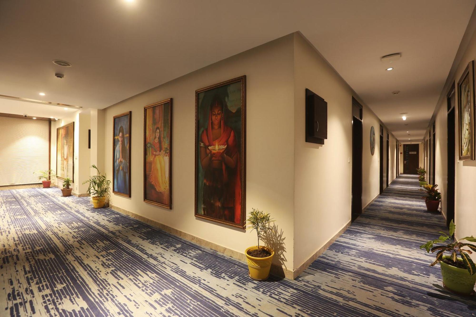 Comfort Inn Rishikesh Exterior photo